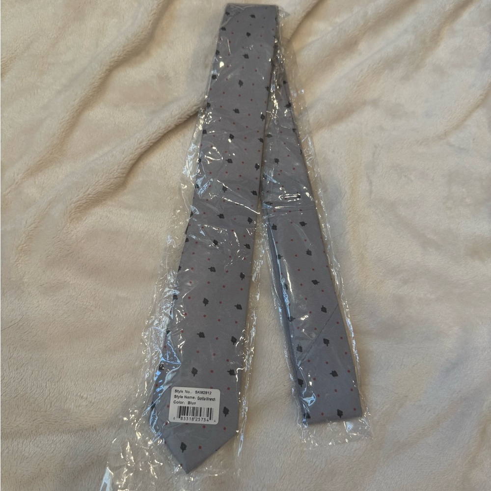 NWT Skinny Tie Madness “Gorrilla Wrench” Blue-Gray Tie with Tie Clip
